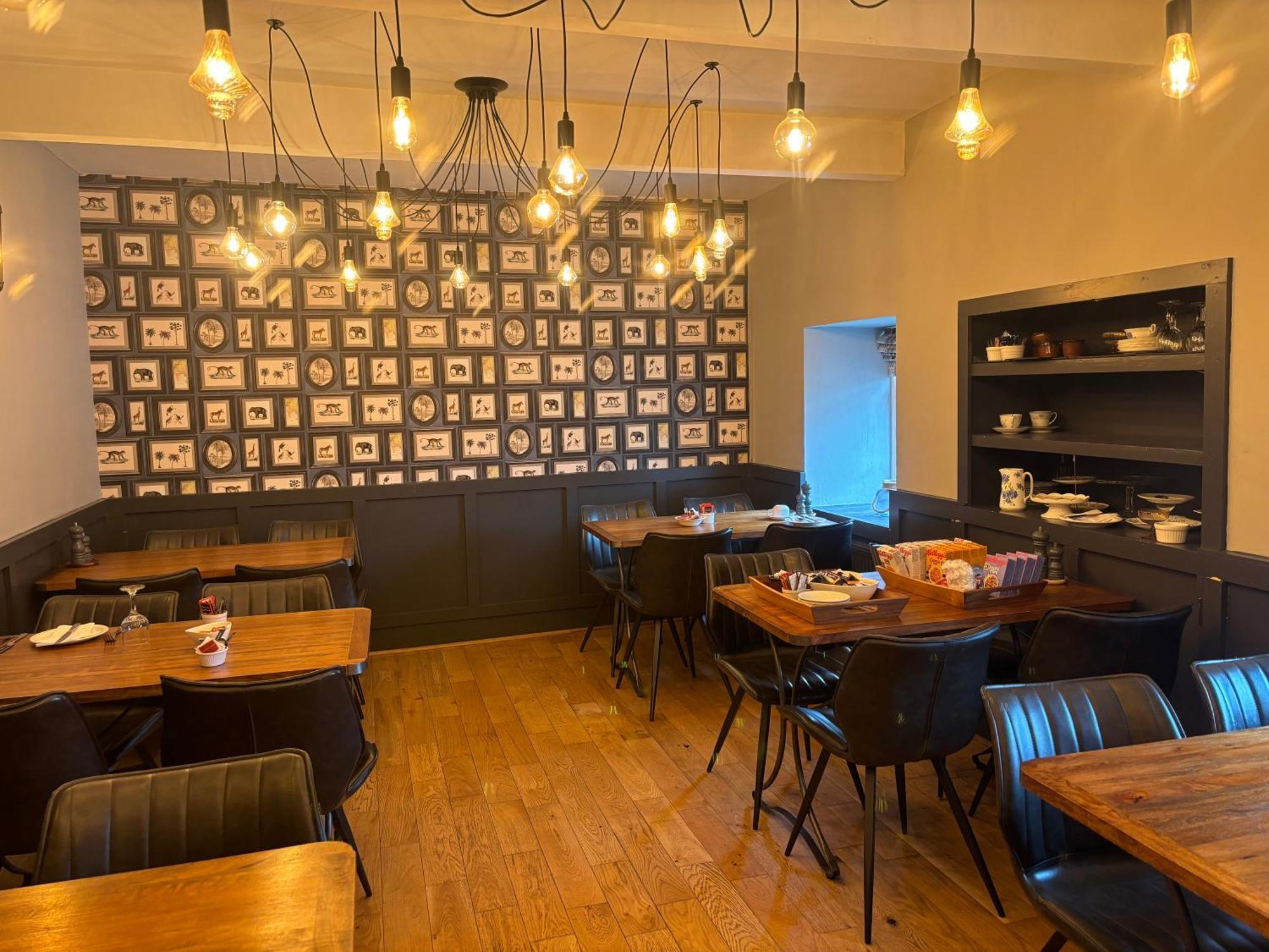 Aleppo Merchant Inn Carno ภายนอก รูปภาพ